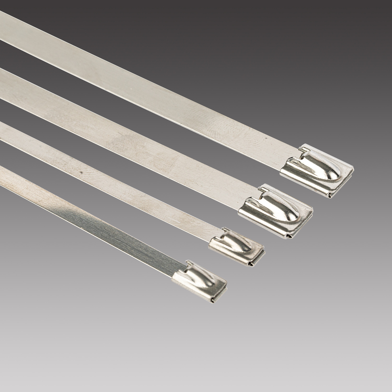 What is the Difference Between Stainless Steel Cable Ties and Traditional Cable Ties?